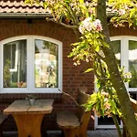 Marianne Und Restaurant Kiek In 3* Plau am See