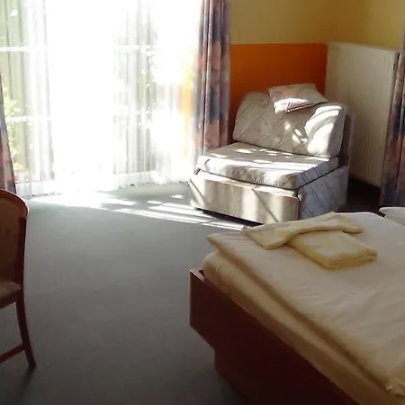 Otel Marianne Und Restaurant Kiek In 3*