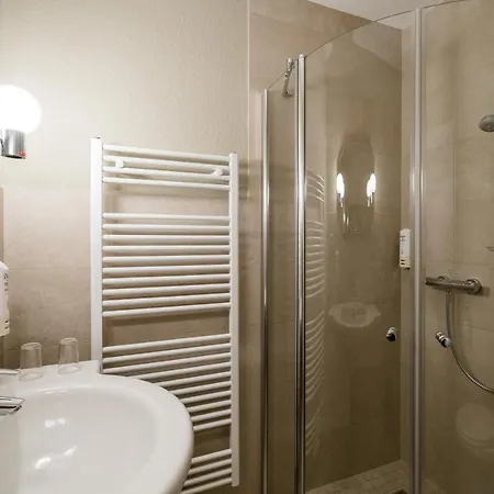 Отель Marianne Und Restaurant Kiek In Плау-ам-Зее