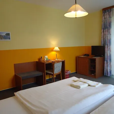 Отель Marianne Und Restaurant Kiek In 3*