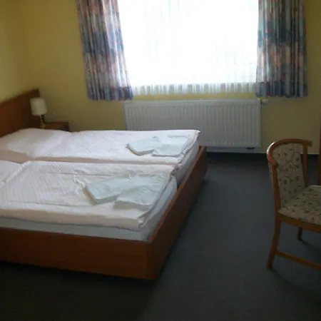 Marianne Und Restaurant Kiek In Plau am See