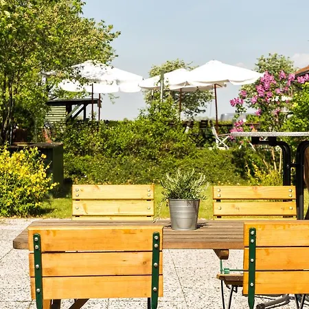 Marianne Und Restaurant Kiek In Otel Plau am See